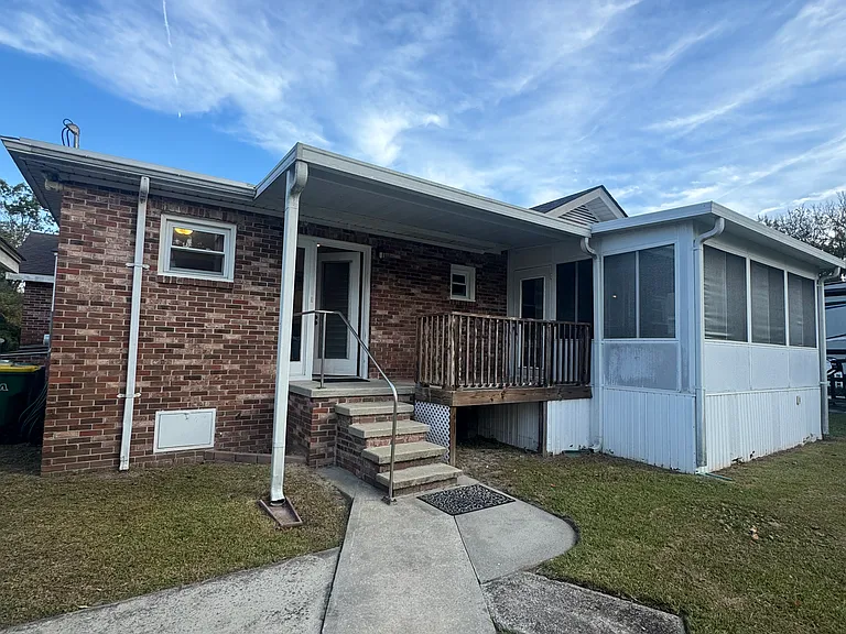 123 Rommel Ave — Photo 4