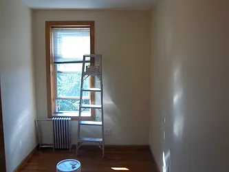 Rented by Maximus Realty Group