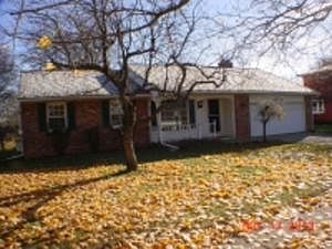 1st image of 3016 Yorkshire Dr
