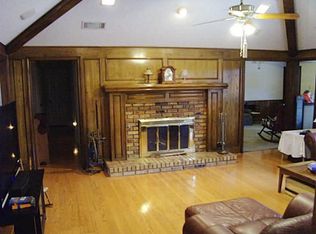 302 Marriott Dr, Garland, TX 75040