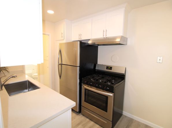 162 Topeka Ave APT 3