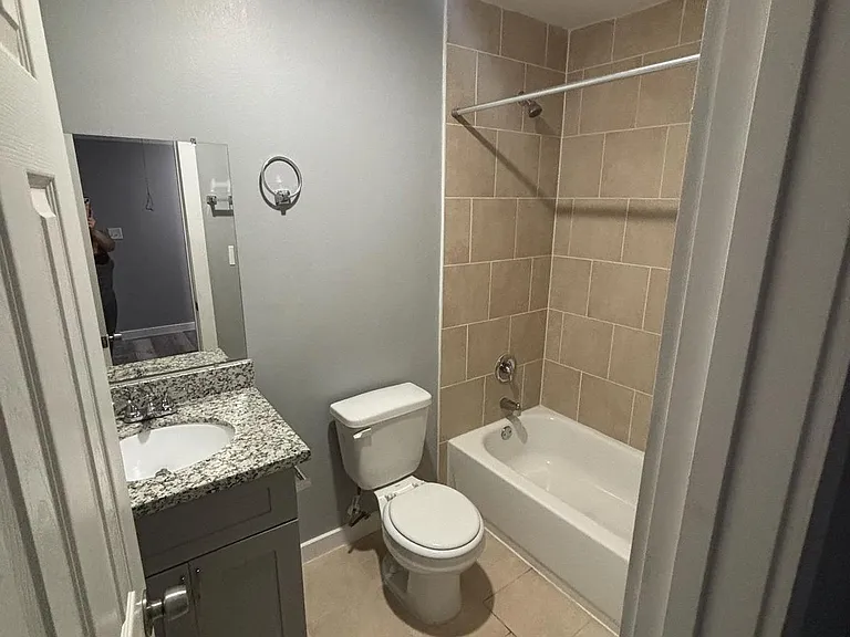 8220 Crestview Dr #A — Photo 11