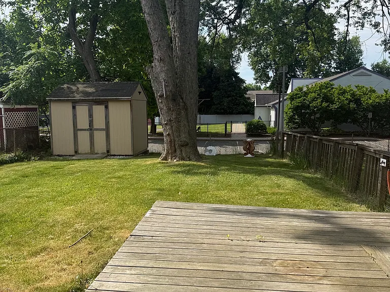 43 Pioneer Cir — Photo 12