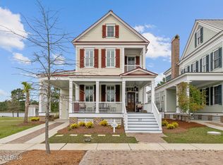 317 E Harborside Rd, Oriental, NC 28571