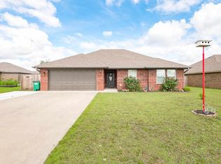 606 Carnes Cir, Perkins, OK 74059