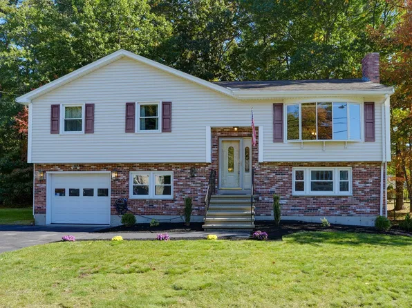 4 Goodwin Dr, Burlington, MA 01803