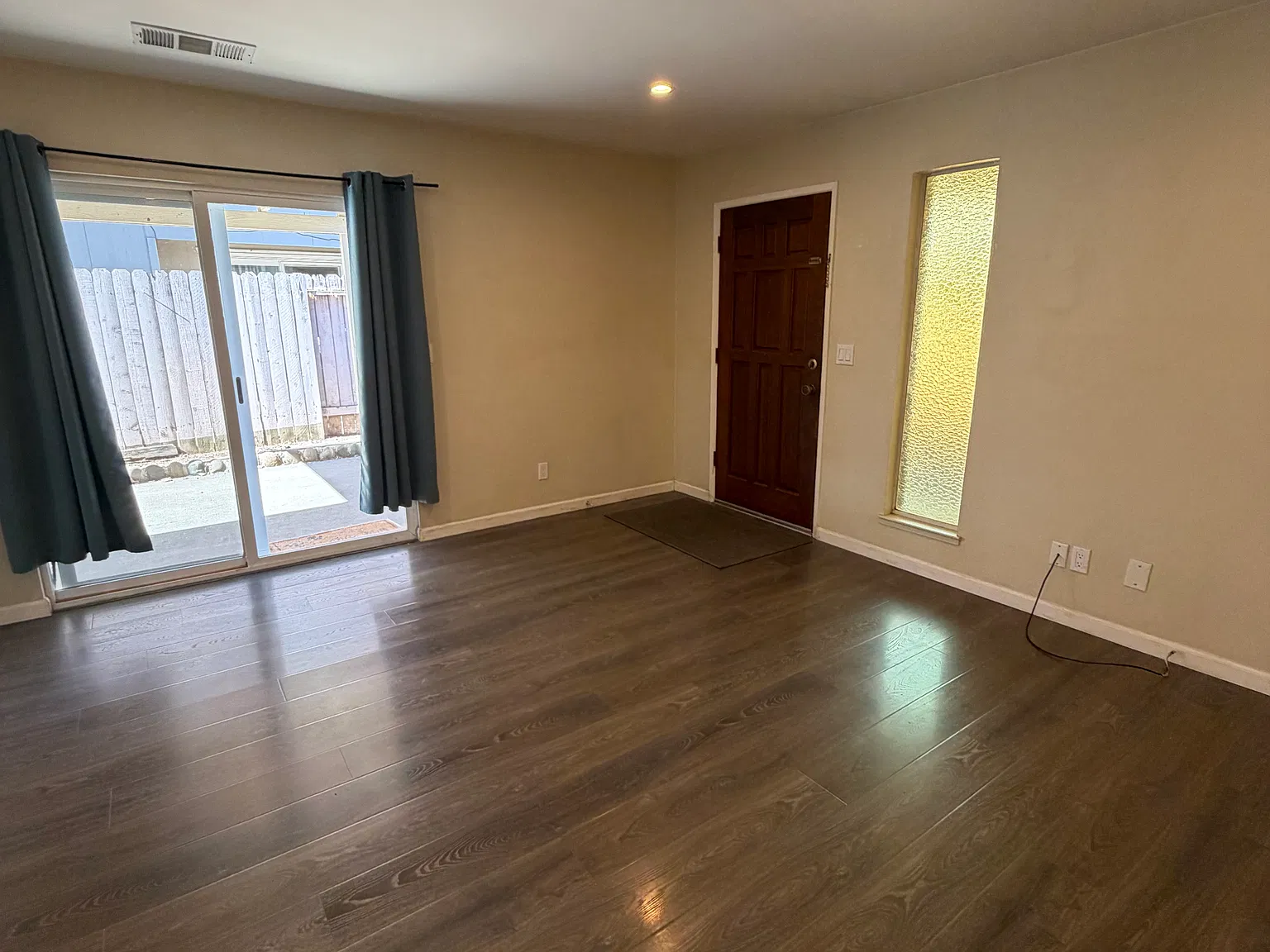 2 bed, 1100 sqft, $2,800 — Photo 3