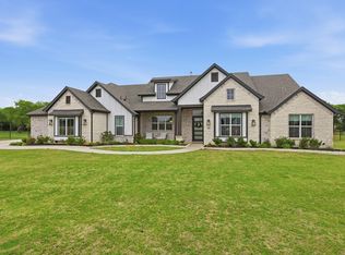 300 Waterview Dr, Gunter, TX 75058