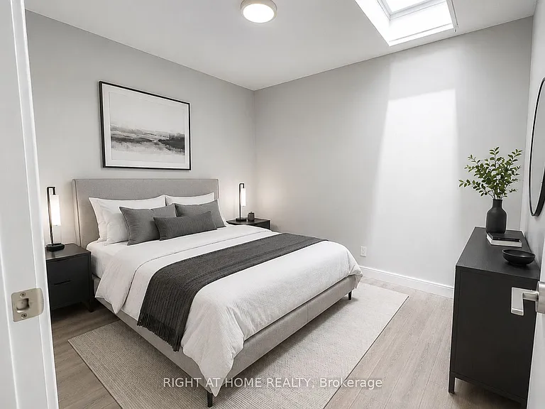 330 Village Green Sq #41 — Photo 17