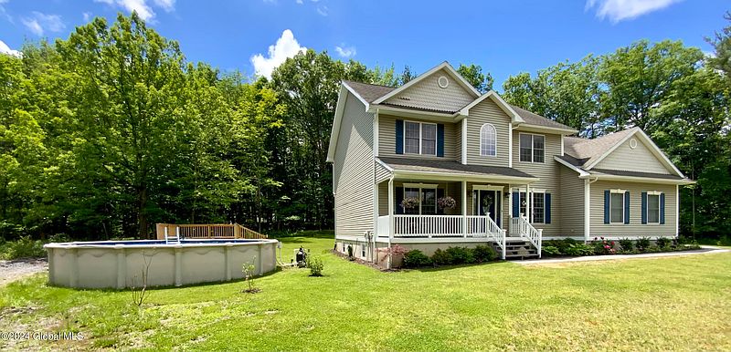 2nd image of 9 Prospect Avenue
