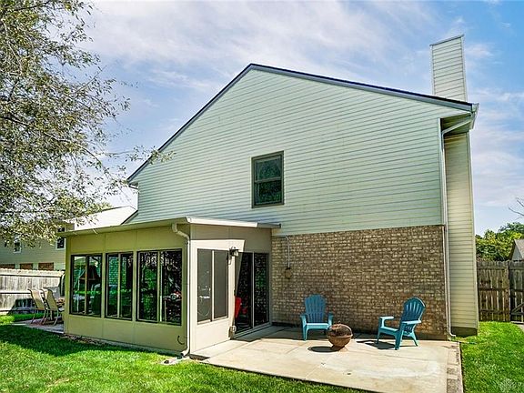2nd image of 8801 Watergate Dr