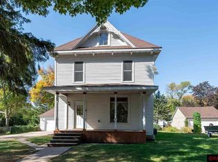 310 3rd Ave SE, Mapleton, MN 56065