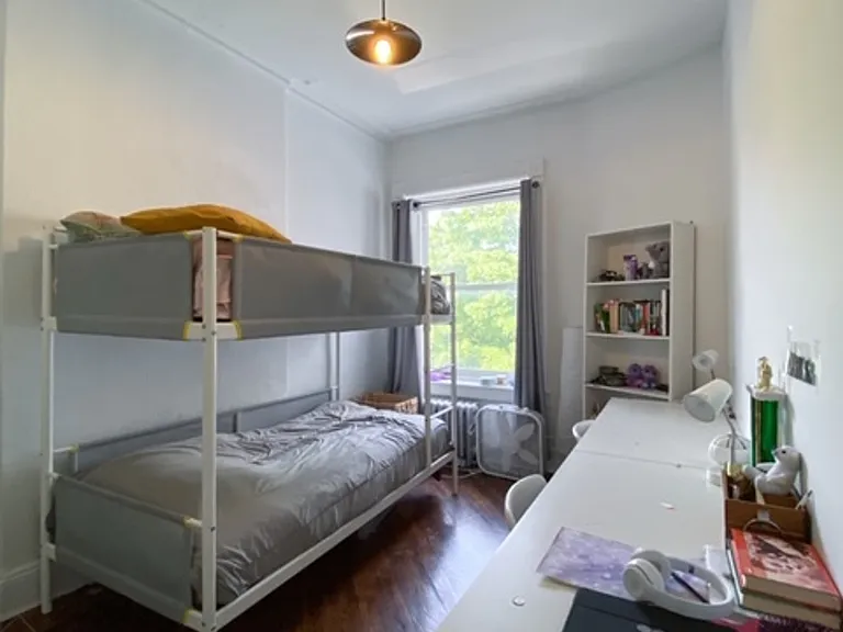 1129 Rogers Ave #9 — Photo 7