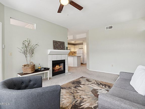3rd image of 3830 E LAKEWOOD Parkway #2112