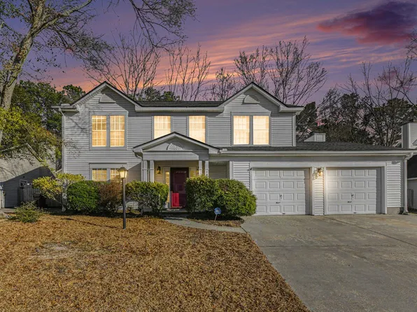 104 N Pembroke Dr, Goose Creek, SC 29445