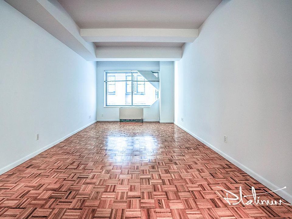 1st image of 45 Wall St APT 807