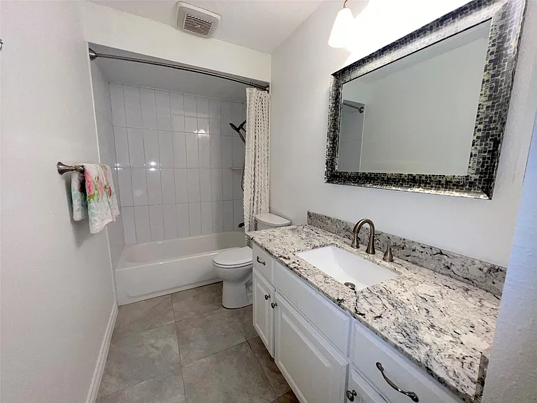 2425 Underwood St #154 — Photo 11