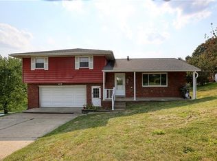 145 Palm Dr, Beaver Falls, PA 15010