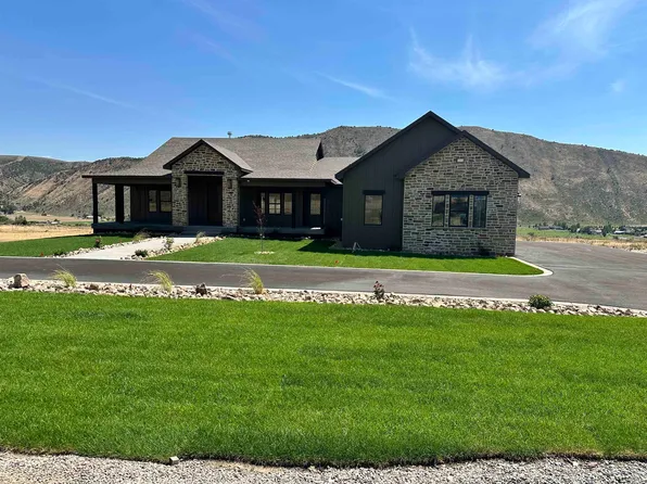 3925 Utah Dr, Inkom, ID 83245