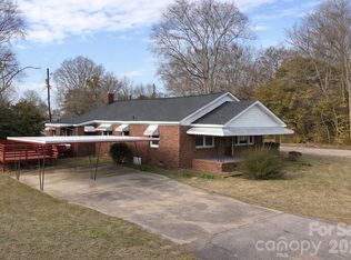 213 Jewel St, Chester, SC 29706