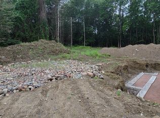 917 Main St, Calais, ME 04619