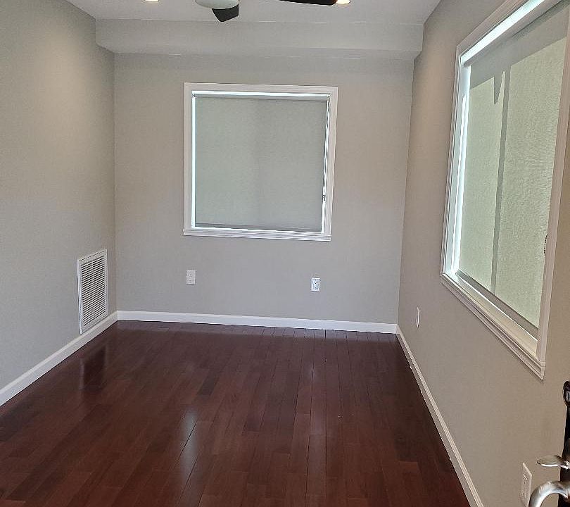 1st image of 8023 Genesta Ave
