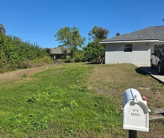 245 Meadow Rd — Photo 4