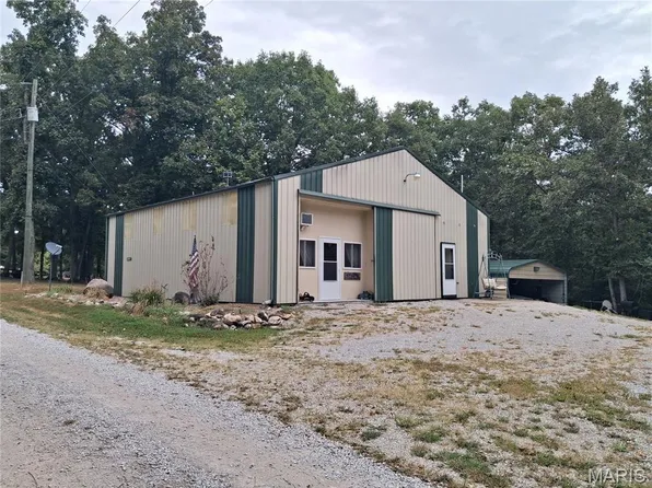 15394 Villa Dr, Monroe City, MO 63456