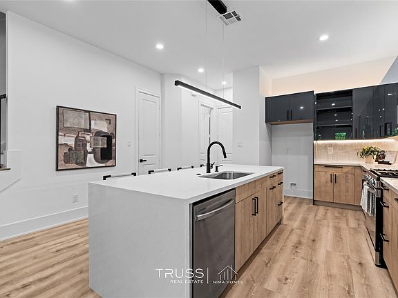 5th image of 6117 Grace Ln