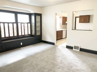 9206 Vineyard Ave, Cleveland, OH 44105