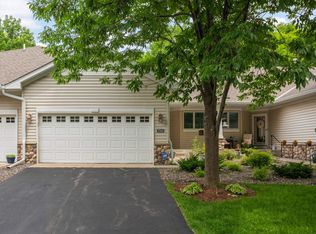 9260 Blackoaks Ct N, Maple Grove, MN 55311