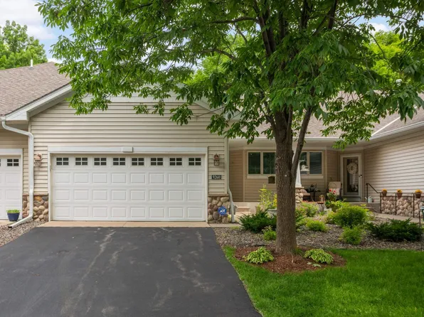 9260 Blackoaks Ct N, Maple Grove, MN 55311