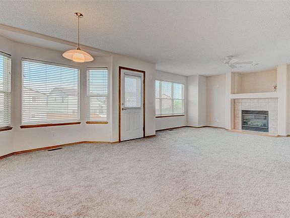 4th image of 7058 Grand Prairie Dr
