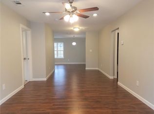 310 NW 17th St, Grand Prairie, TX 75050