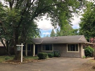 18021 SW Tualata Ave, Lake Oswego, OR 97035