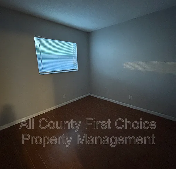 460 93rd Ave N #8 — Photo 7
