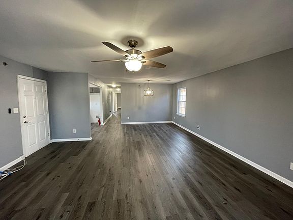 4th image of 22 E Sylvan Ave Floor 2
