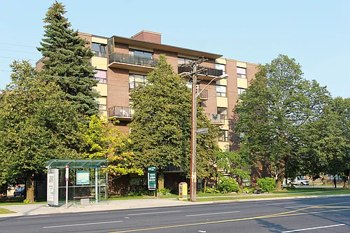 2255 Victoria Park Ave Photo 1