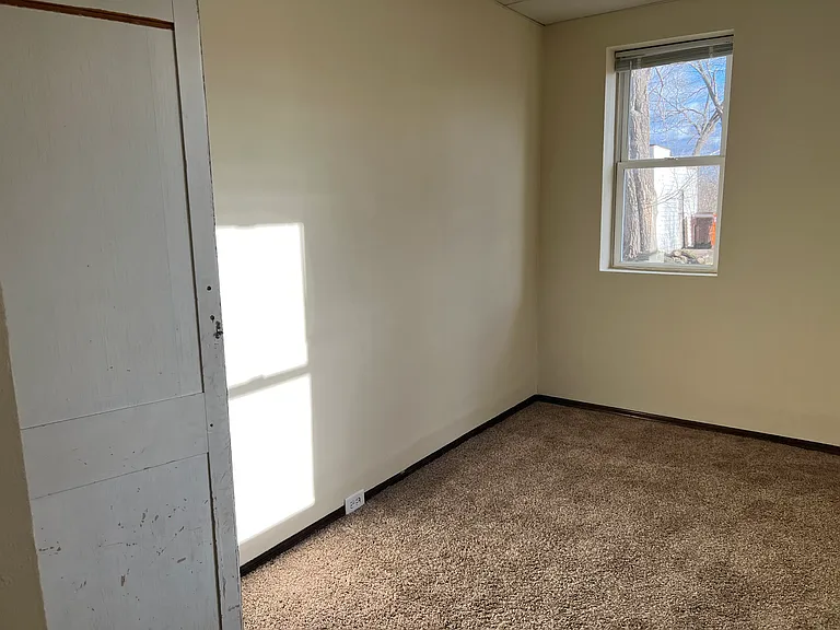 743 Eddy St — Photo 25