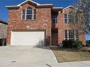 10808 Thorngrove Ct, Haslet, TX 76052
