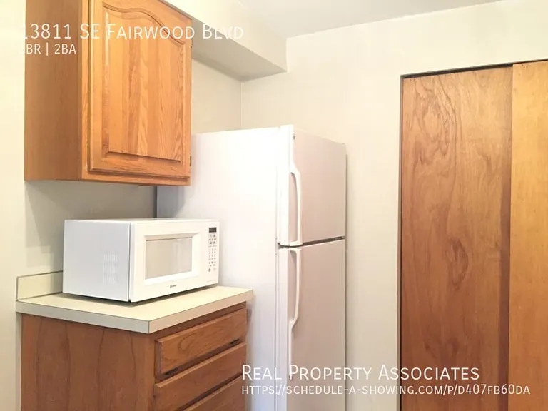 13811 SE Fairwood Blvd — Photo 23