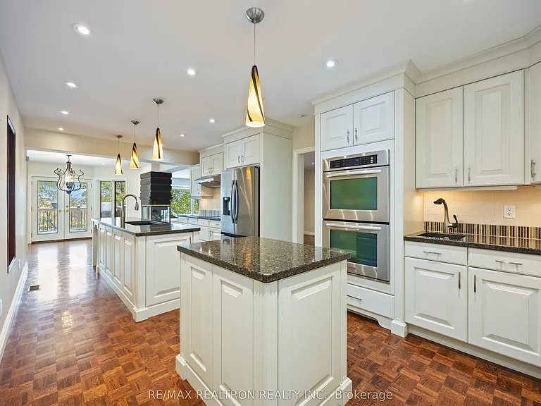 12 Donwoods Dr — Photo 11