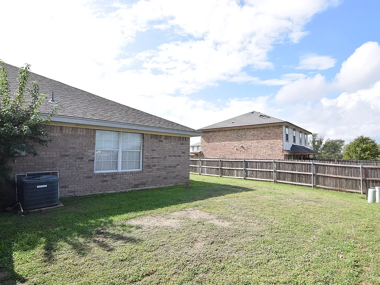 4001 Eula Bea Ct, Killeen — Photo 16
