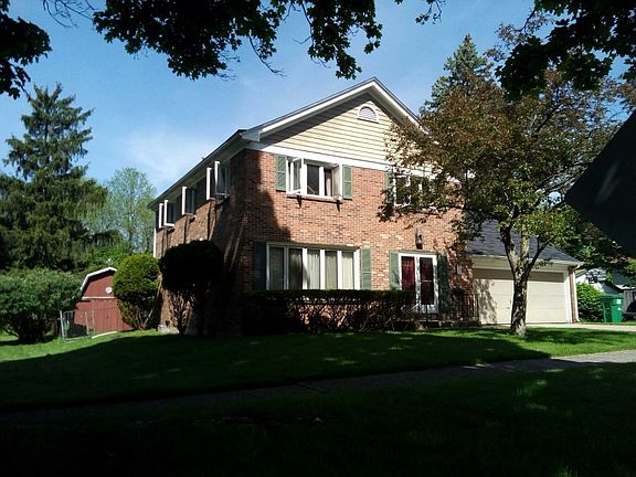 2nd image of 315 N Linden St