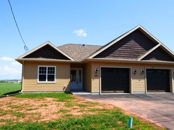 291 Greenwood Dr, Summerside, PE C1N 3Y1
