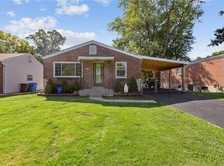 930 Clark St, Florissant, MO 63031