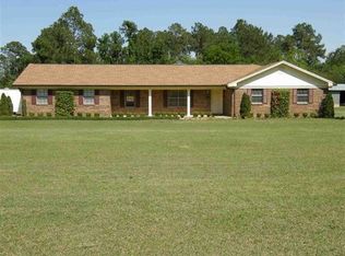 5954 Shimmering Pines St, Milton, FL 32571