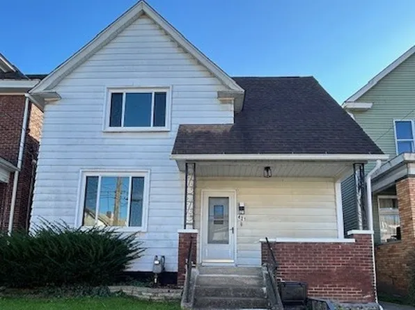 421 Wayne Ave, Ellwood City, PA 16117