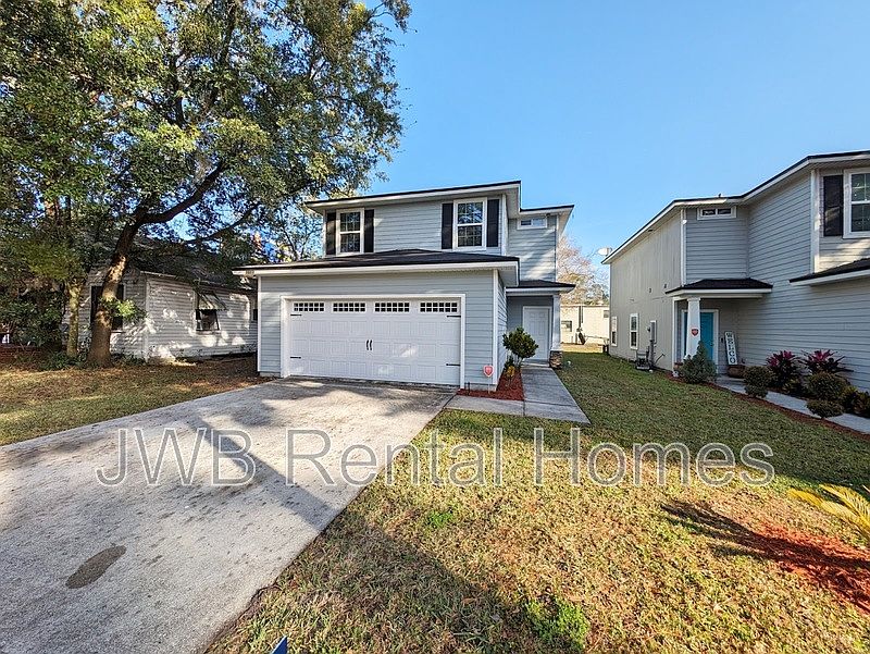 1st image of 3013 Belden St