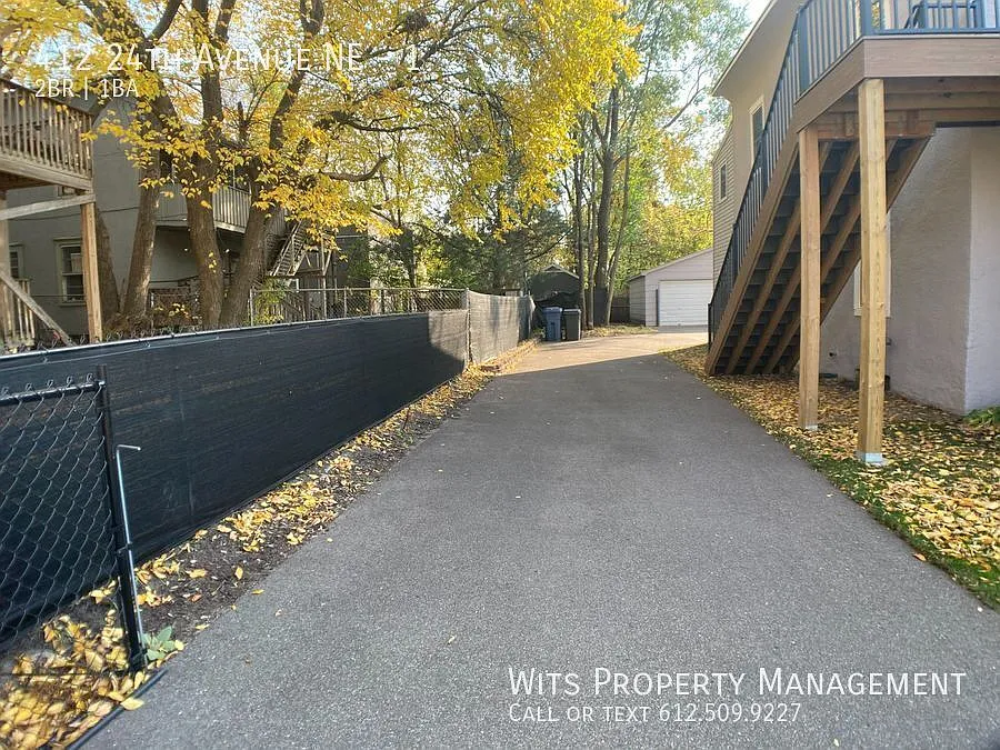 Fantastic 2 bedroom, 1 bath unit in NE — Photo 3